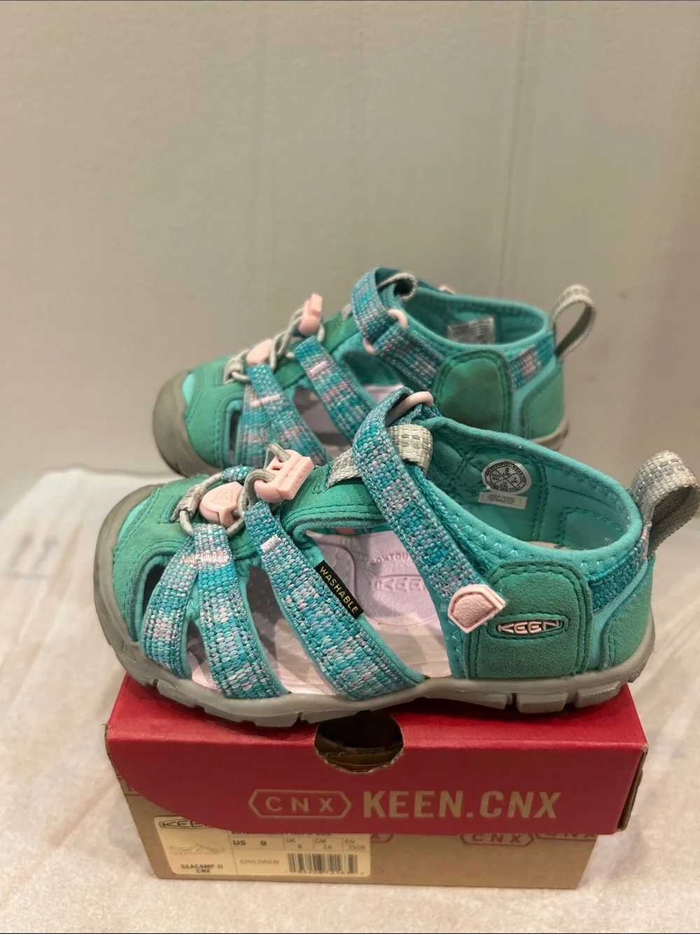 Keen water sole worn